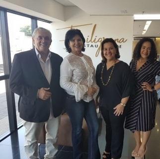 Uma parte da diretoria da associação