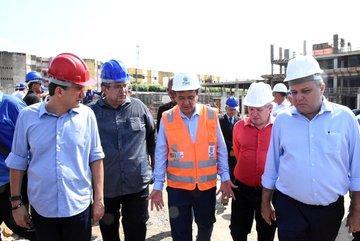 Governador visita obras da nova maternidade, na zona leste de Teresina