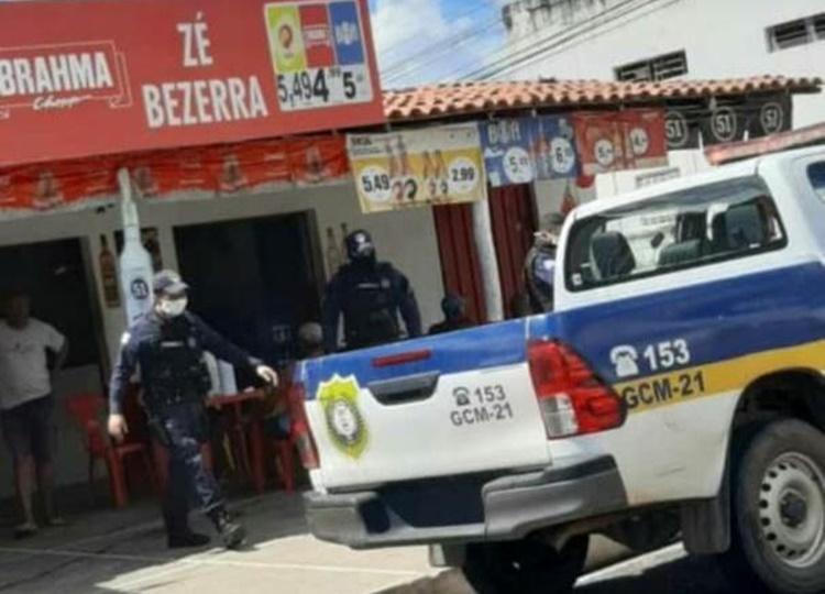 Guarda Municipal fiscaliza estabelecimentos que descumprem decreto municipal