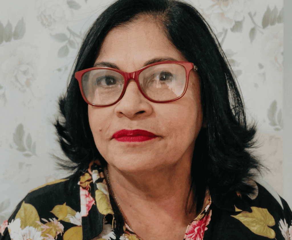 Professora e doutora Margareth Torres