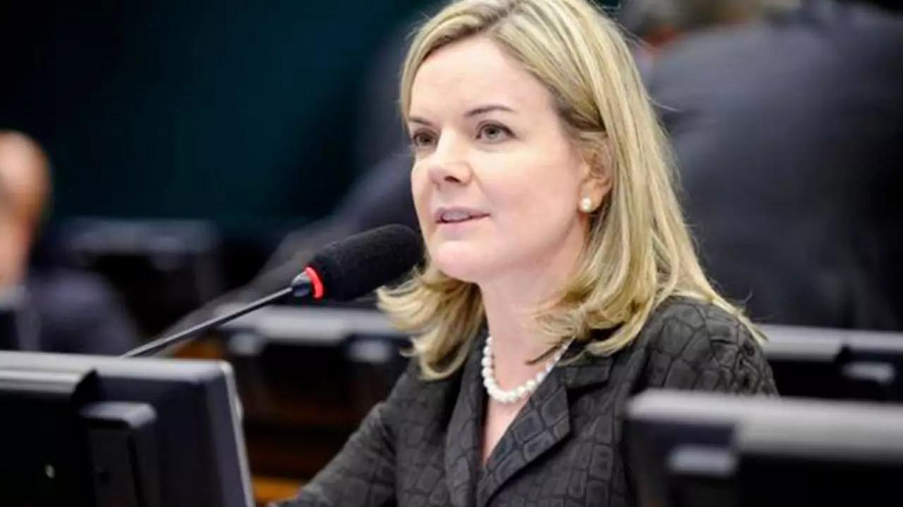 A ministra das Relações Institucionais, Gleisi Hoffmann (PT)