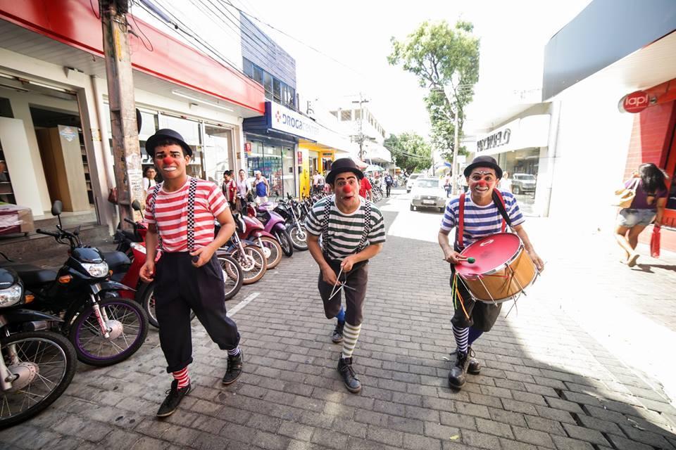 Grupo Vagão nas ruas do Centro de Teresina