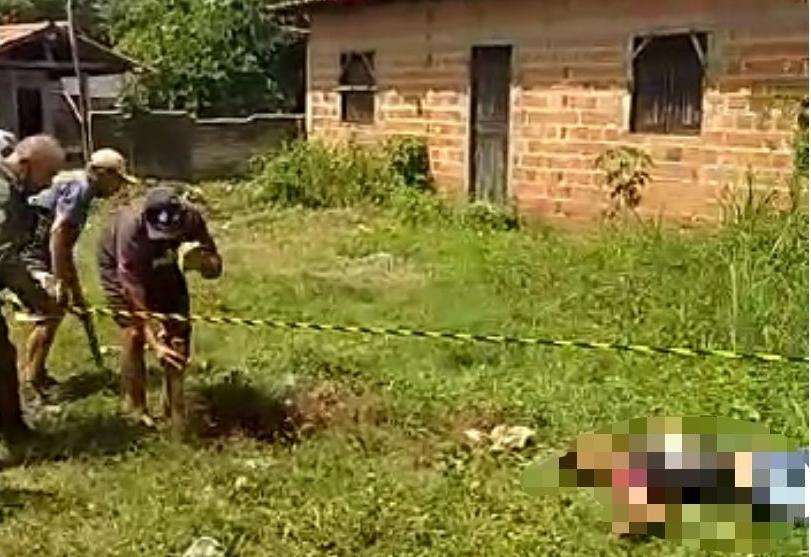 Homem foi morto com golpes de faca