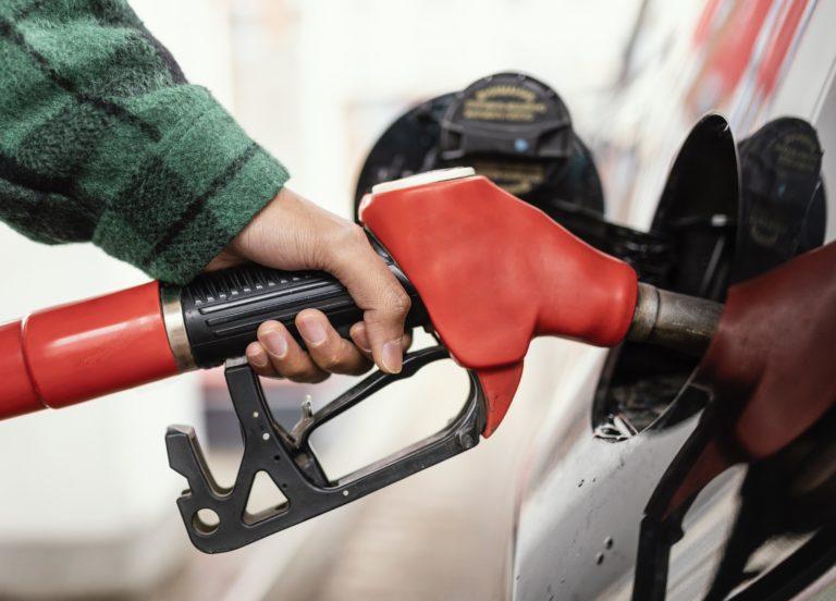 Empresários são denunciados por vender diesel adulterado