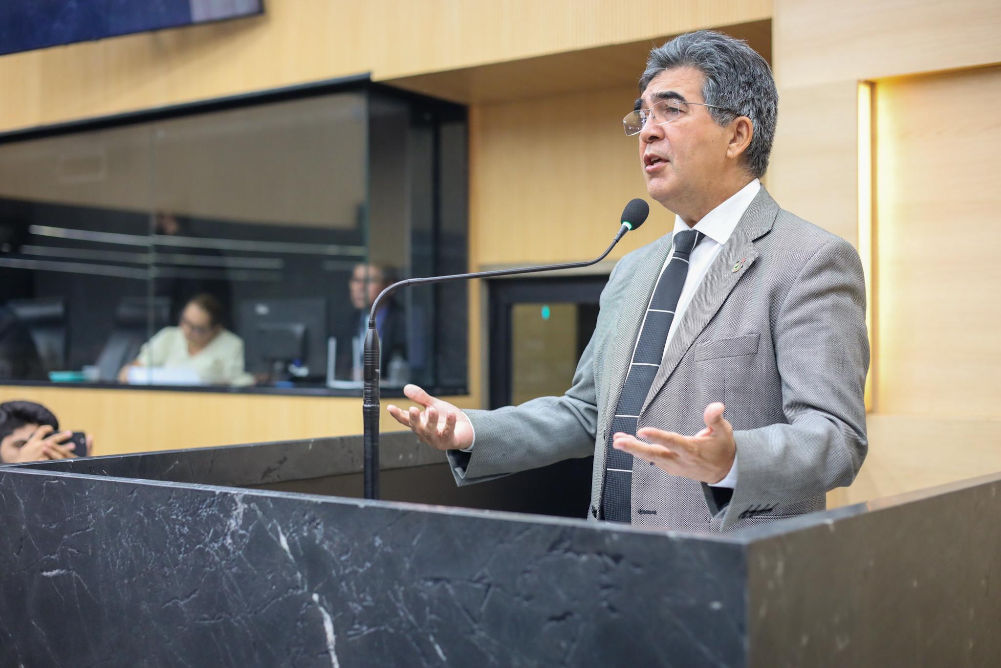 O deputado estadual Francisco Limma