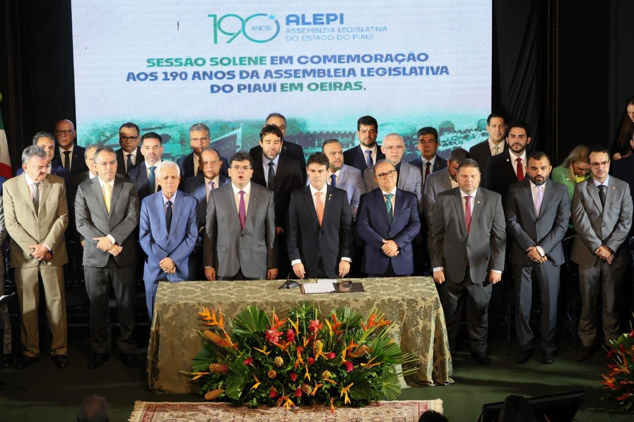 Sessão solene realizada em Oeiras, em homenagem aos 190 anos de instalação do Poder Legislativo piauiense