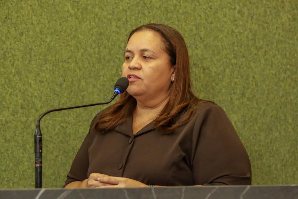 A deputada estadual Elisângela Moura (PCdoB)