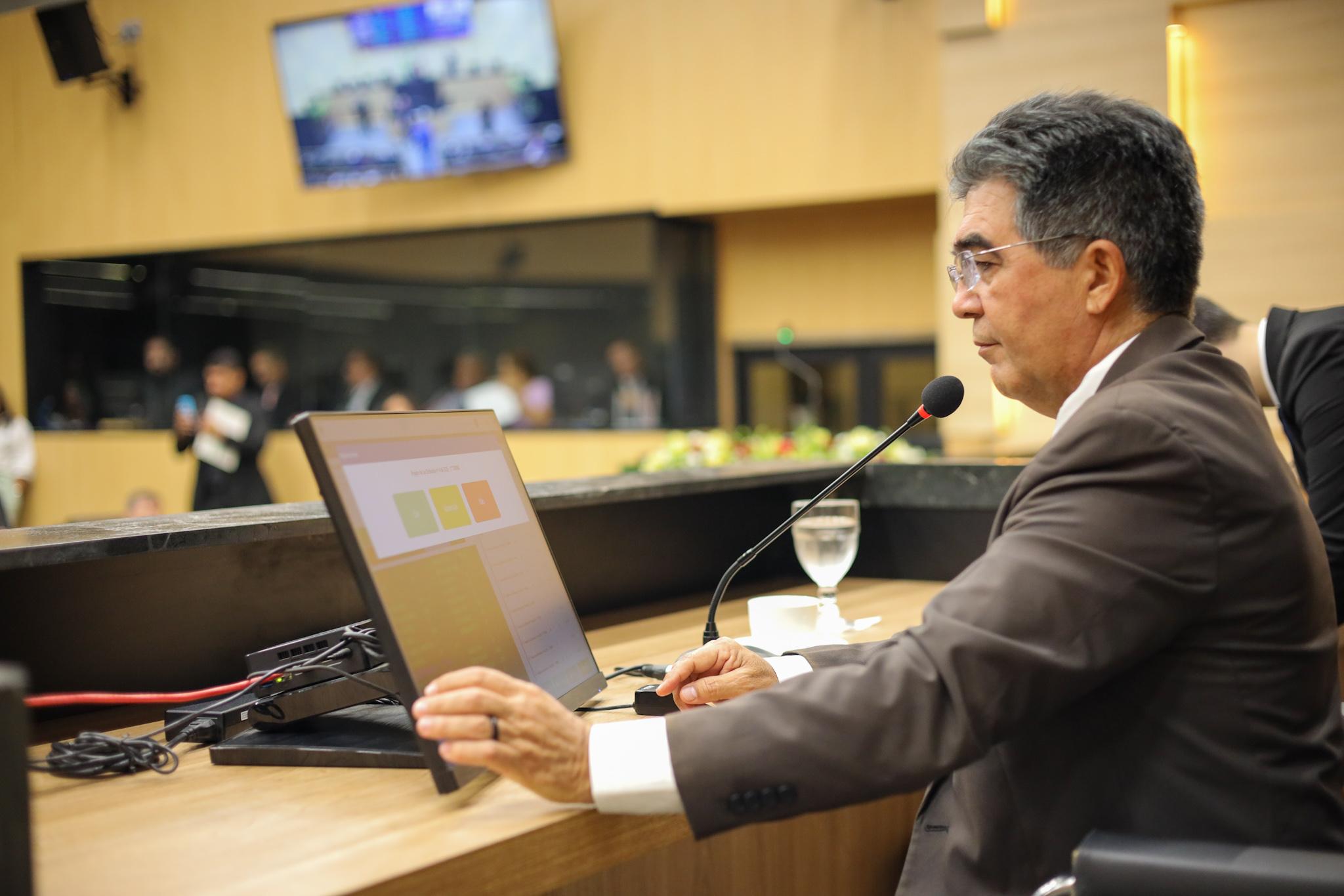 O deputado Francisco Limma (PT), vice presidente da Alepi