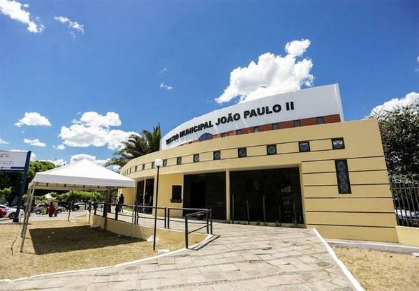 Um dos principais centros culturais de Teresina é o Teatro João Paulo II