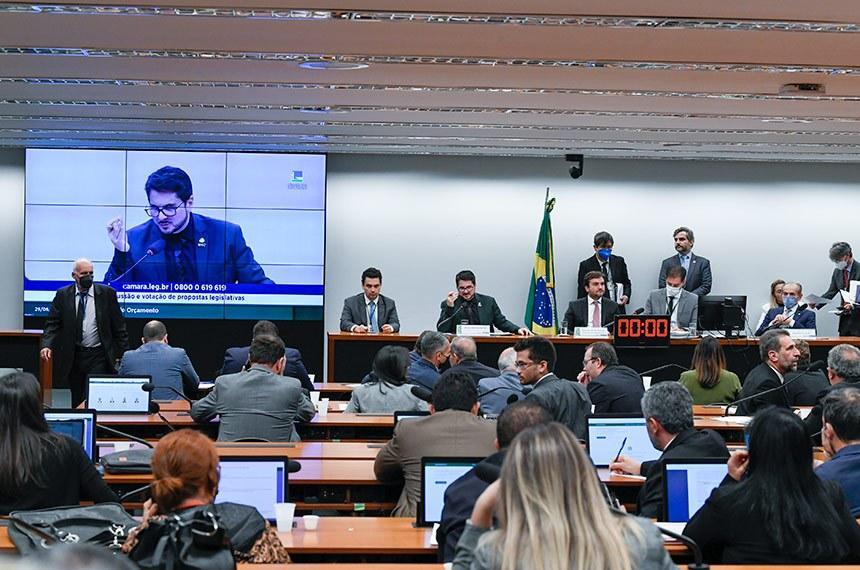 Comissão de Orçamento aprova LDO 2023