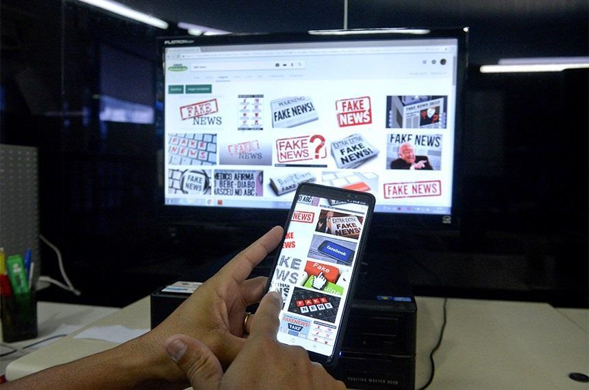 A punição é para quem disseminar fake news no período de campanha eleitoral e nos 6 meses que a antecedem