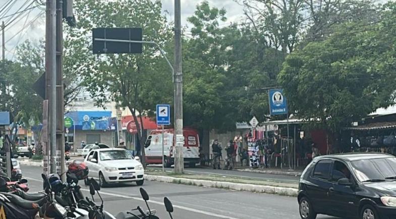 Homem é baleado no bairro Dirceu
