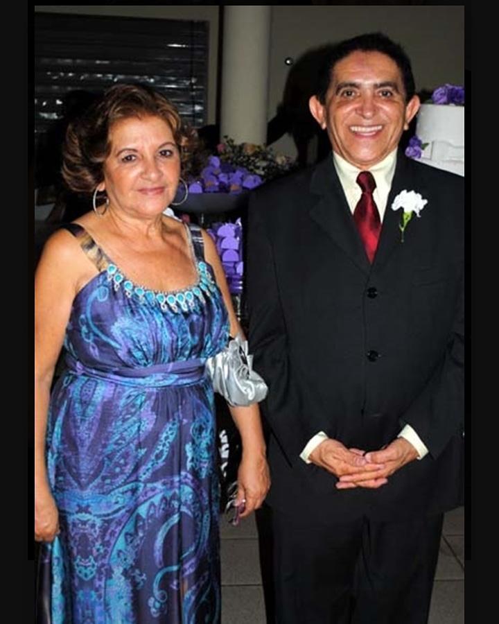 Morre o colunista social Nelito Marques (na imagem com a viúva Hildete)