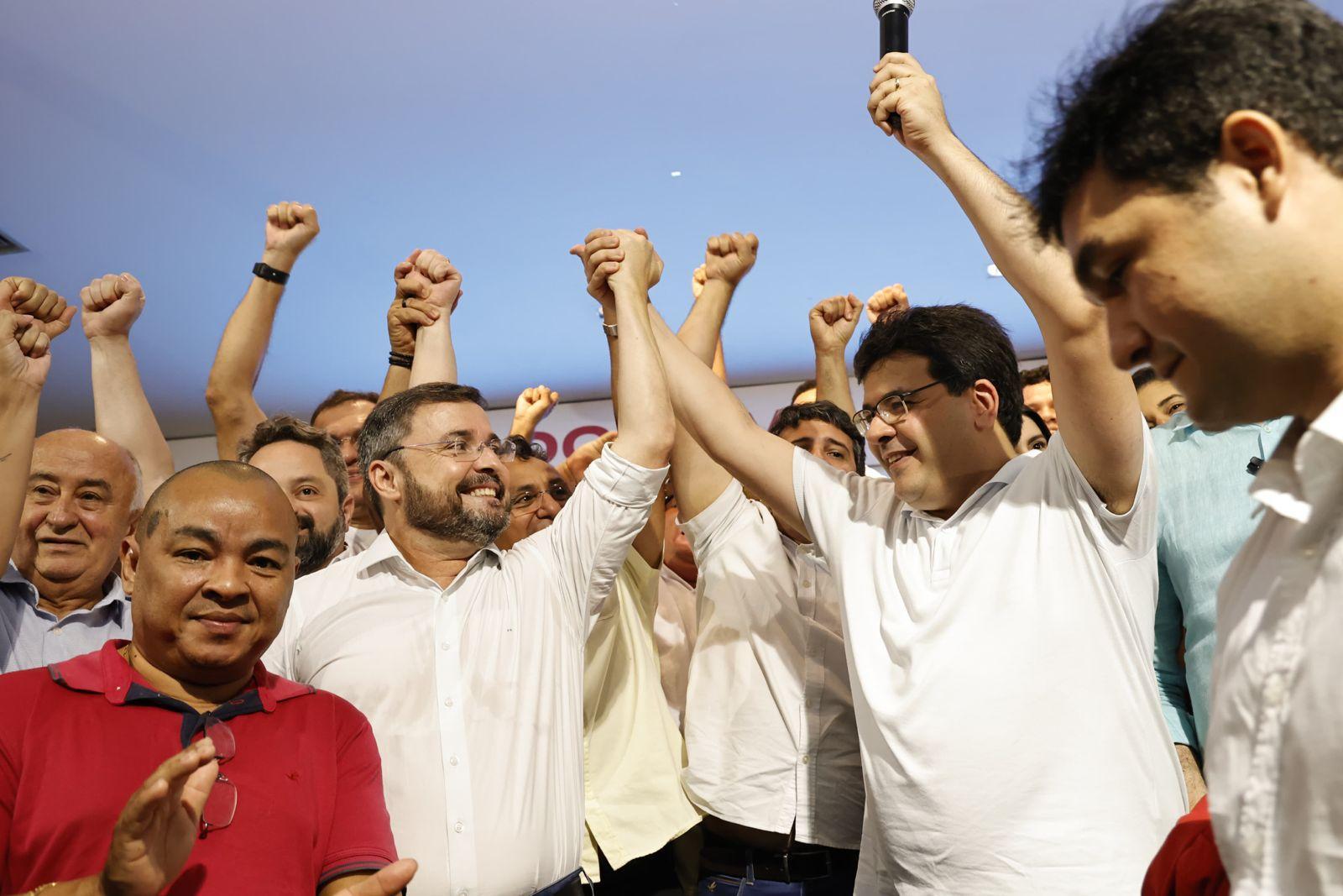 Rafael Fonteles e Fábio Novo em evento com 2 mil pessoas
