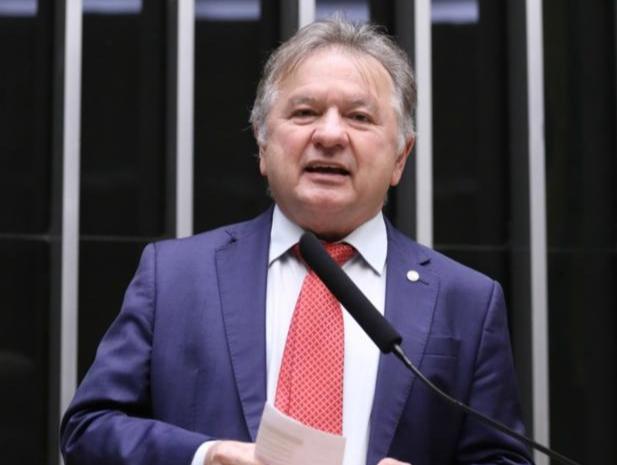 Merlong Solano alerta para o crescimento do "PIB do crime" no Brasil