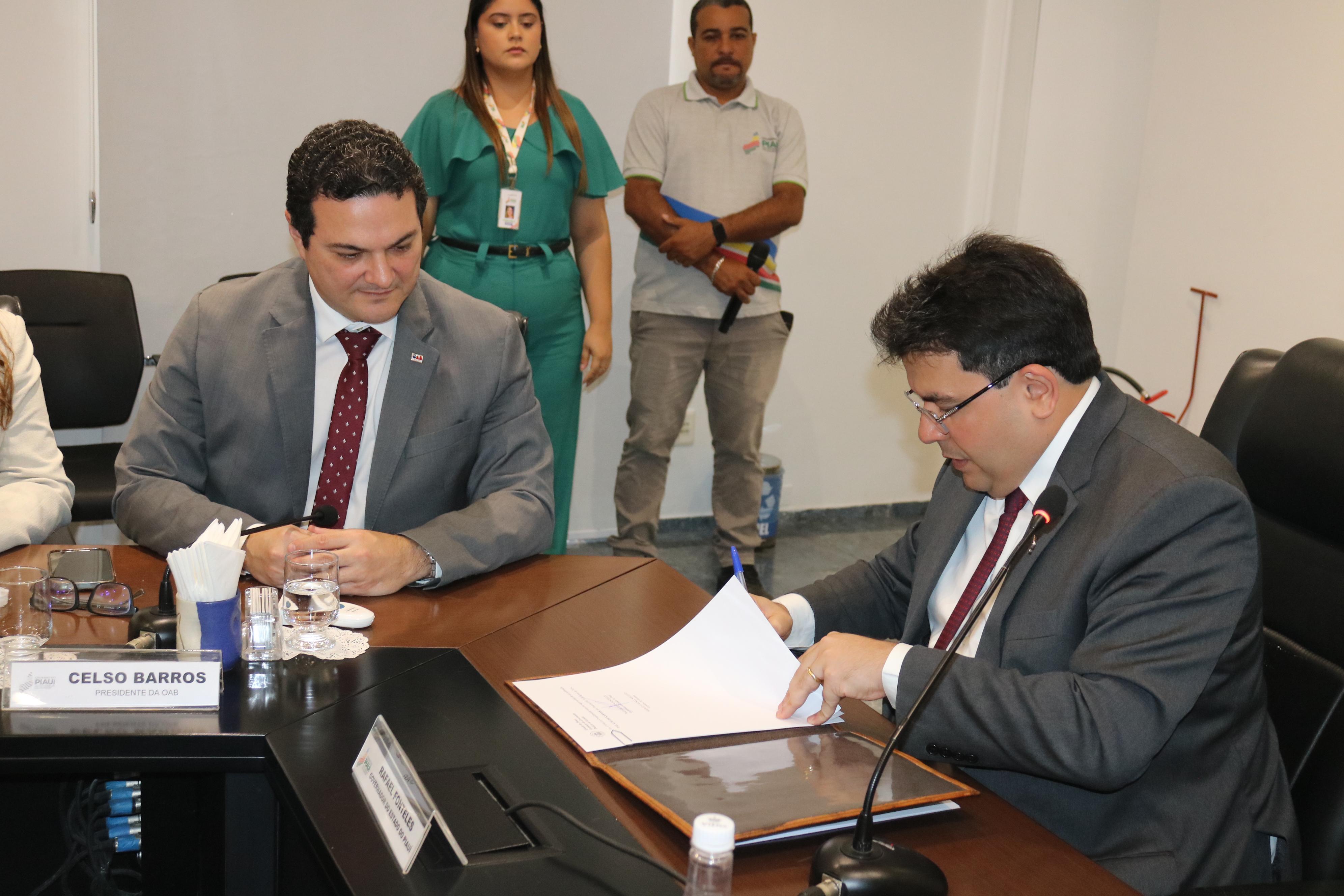 Governador sanciona lei