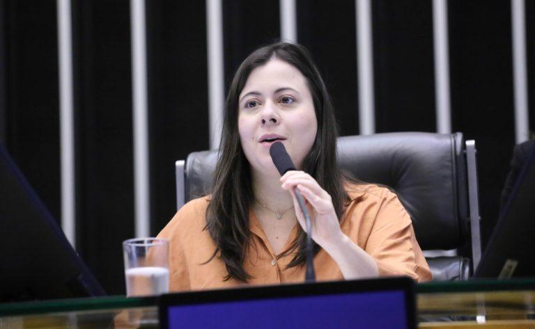 Sâmia diz que o projeto reforça a dimensão reparatória e o direito ao cuidado pós-violência