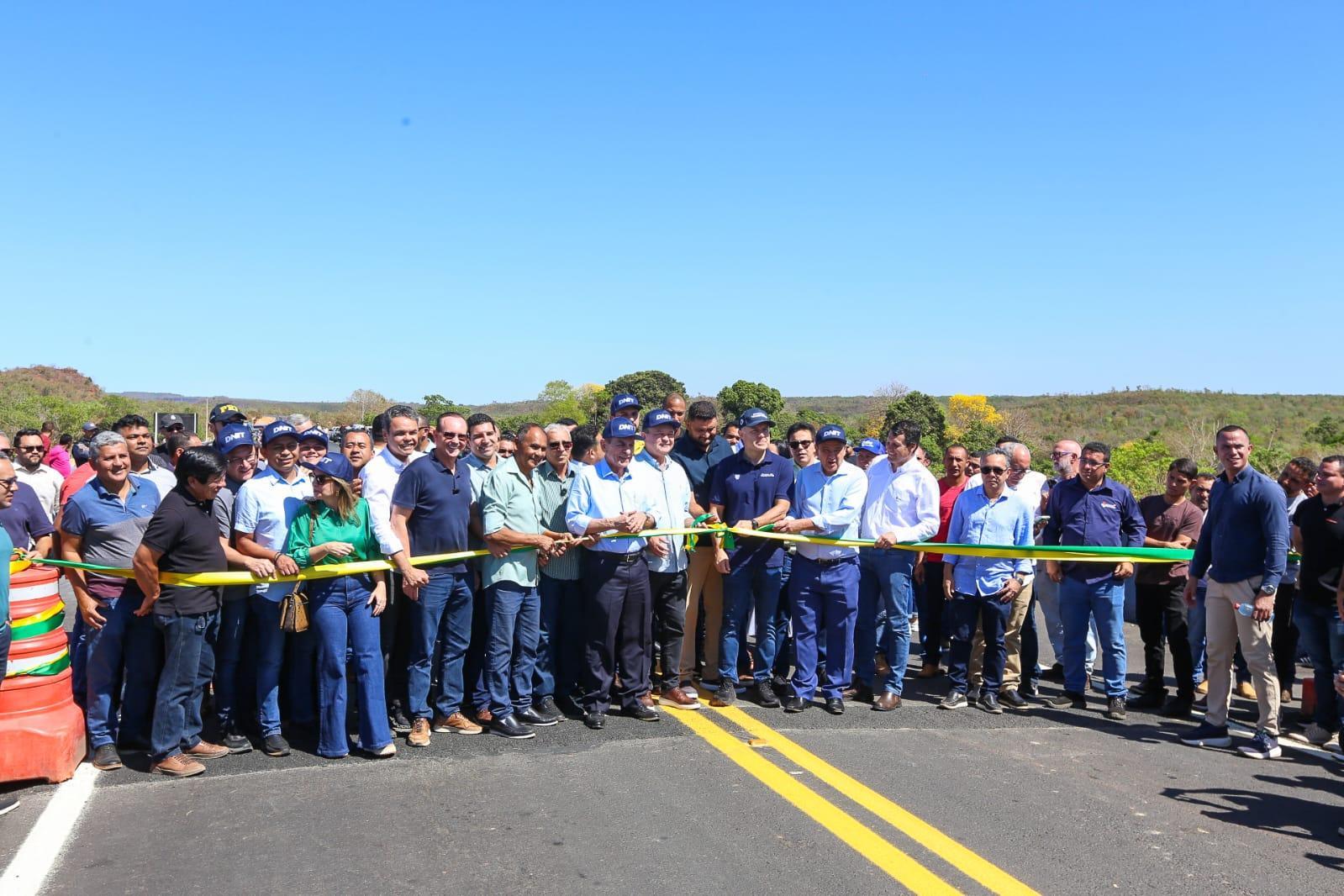Inauguração da nova ponte sobre o rio Parnaíba foi inaugurada pelo ministro Renan Filho