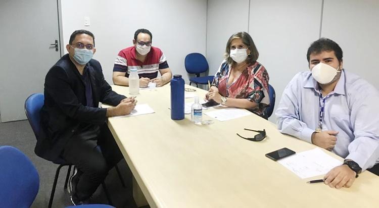 Reunião do gerente Daniel Lopes com a equipe do INSS no Piauí