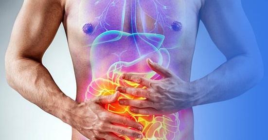 Além do tratamento, é necessária a adoção de uma rotina de exercícios físicos, evitar tabagismo e a ingestão de bebidas alcóolicas.