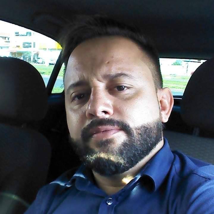 Maurício Santos Vogado