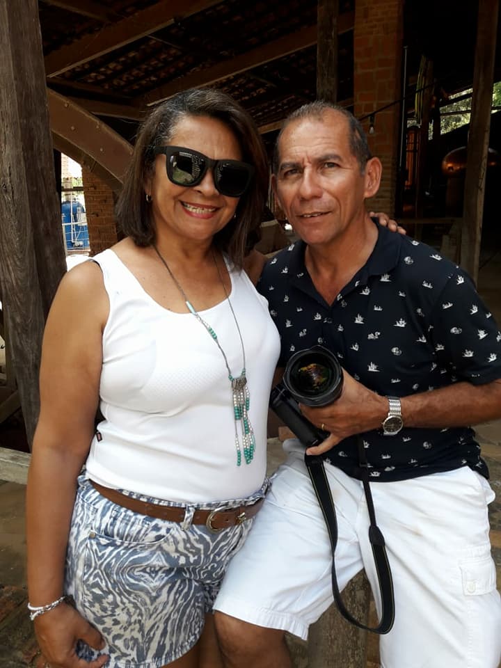 Luís Mota (aniversariante), com Isa - dedicada e companheira esposa