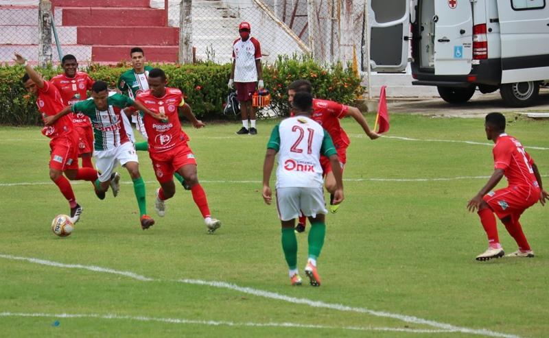 Placar de 2 a 1 contra o time piripiriense, na manhã deste domingo