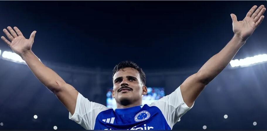 Kaiki está vivendo um bom momento com a camisa do Cruzeiro e agora vai integrar a Seleção Brasileira