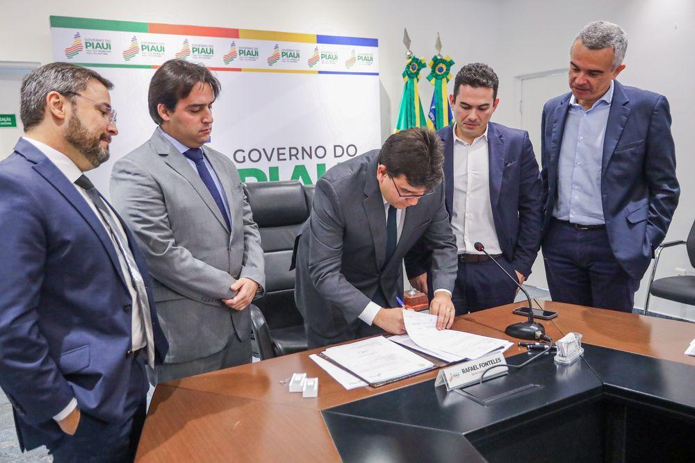 Rafael Fonteles autoriza execução das obras