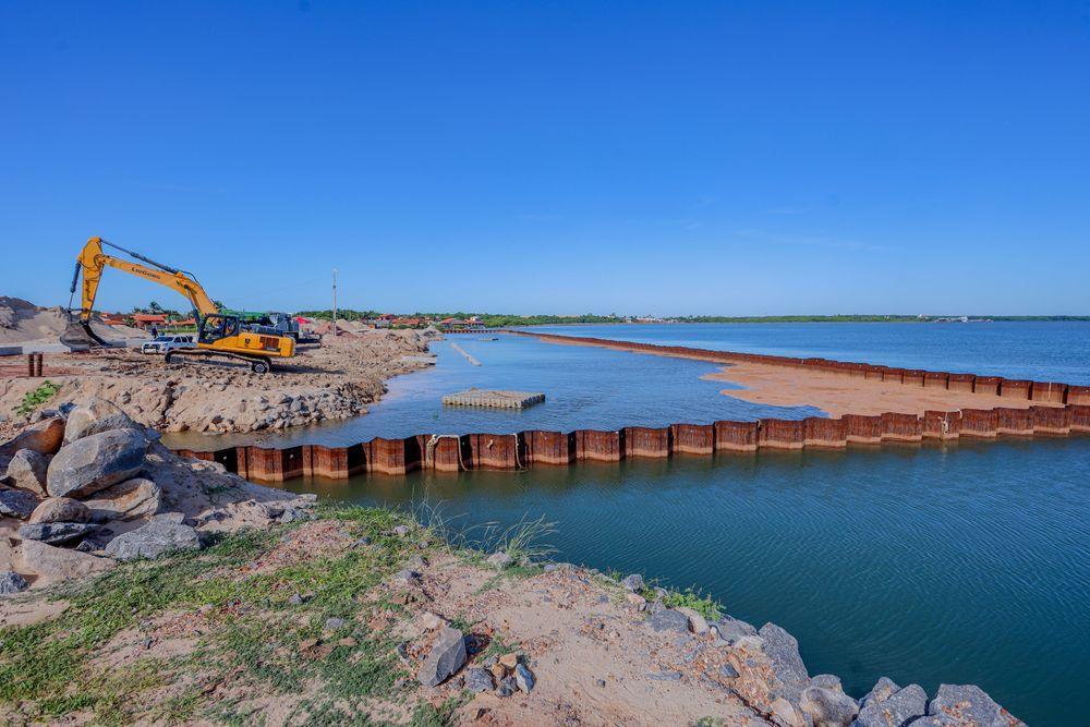 Obras do porto de Luís Correia