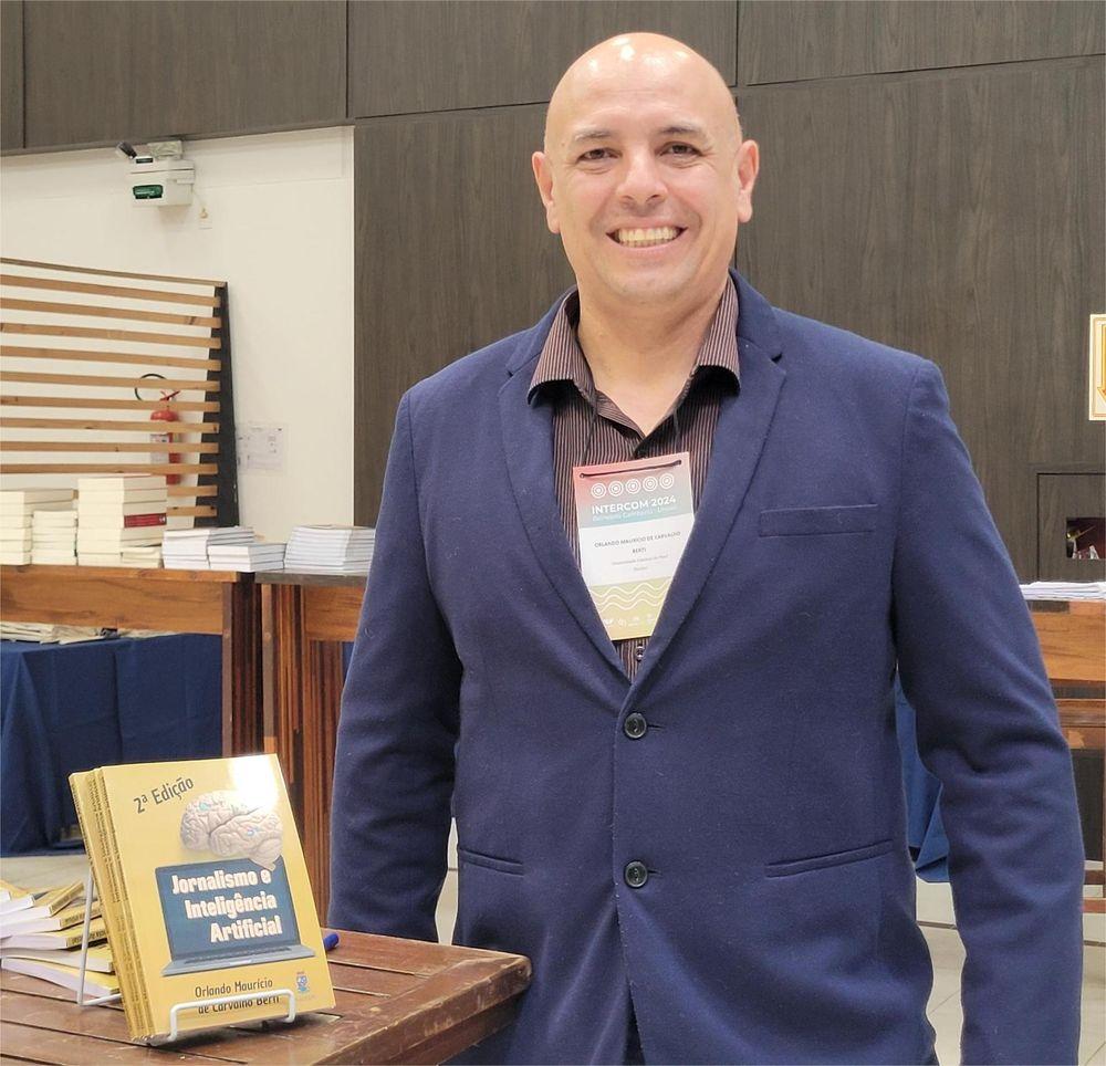 Professor Orlando Bert