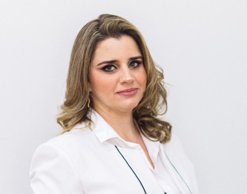 Larissa Reis