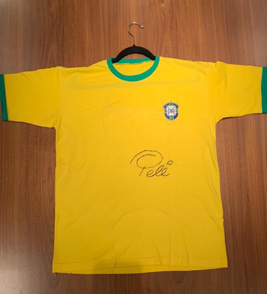 Leilão beneficente