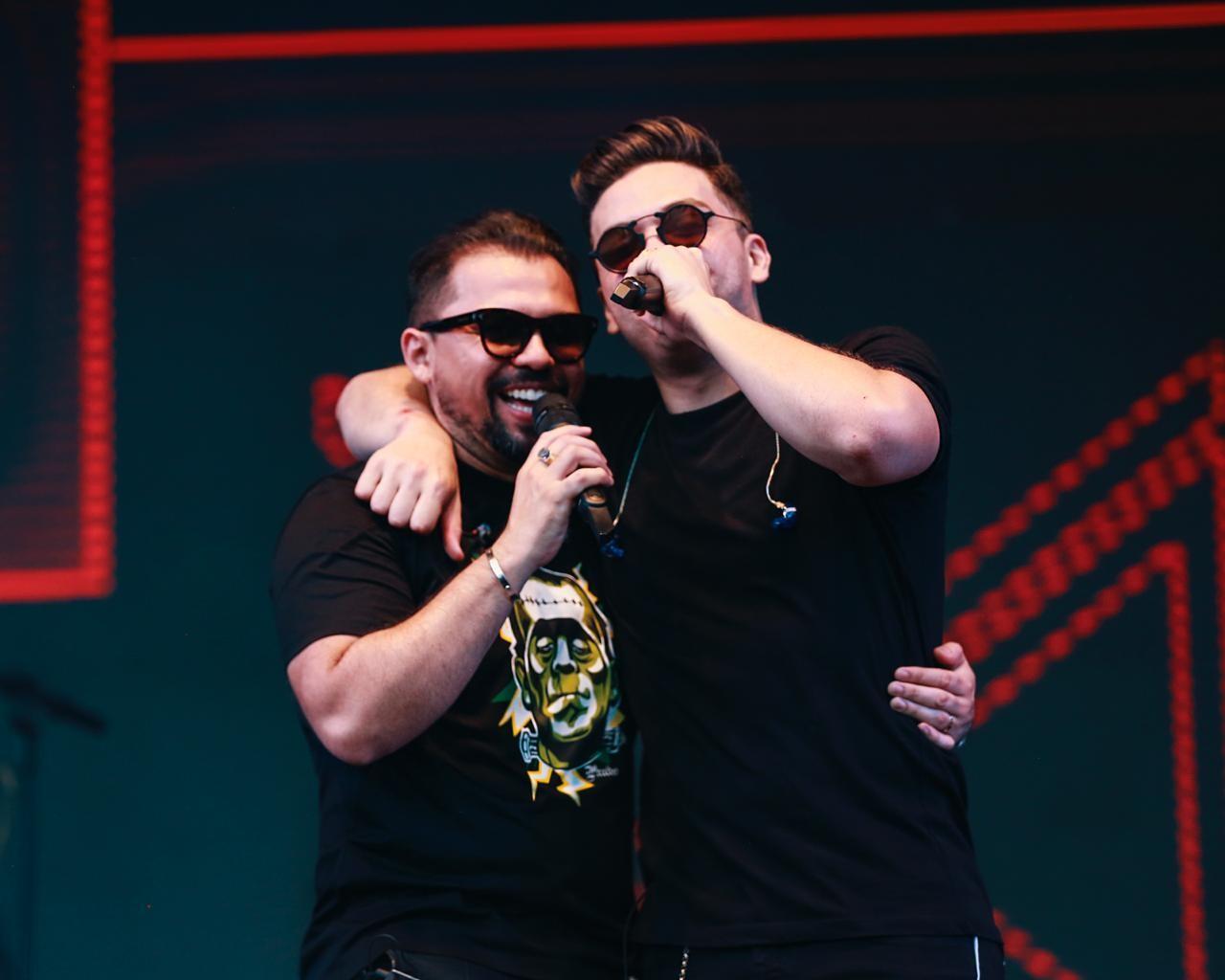 Live.TamoJunto