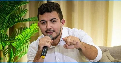 Prefeito Lucas Moraes, de Bom Princípio, teve sangramento estomacal