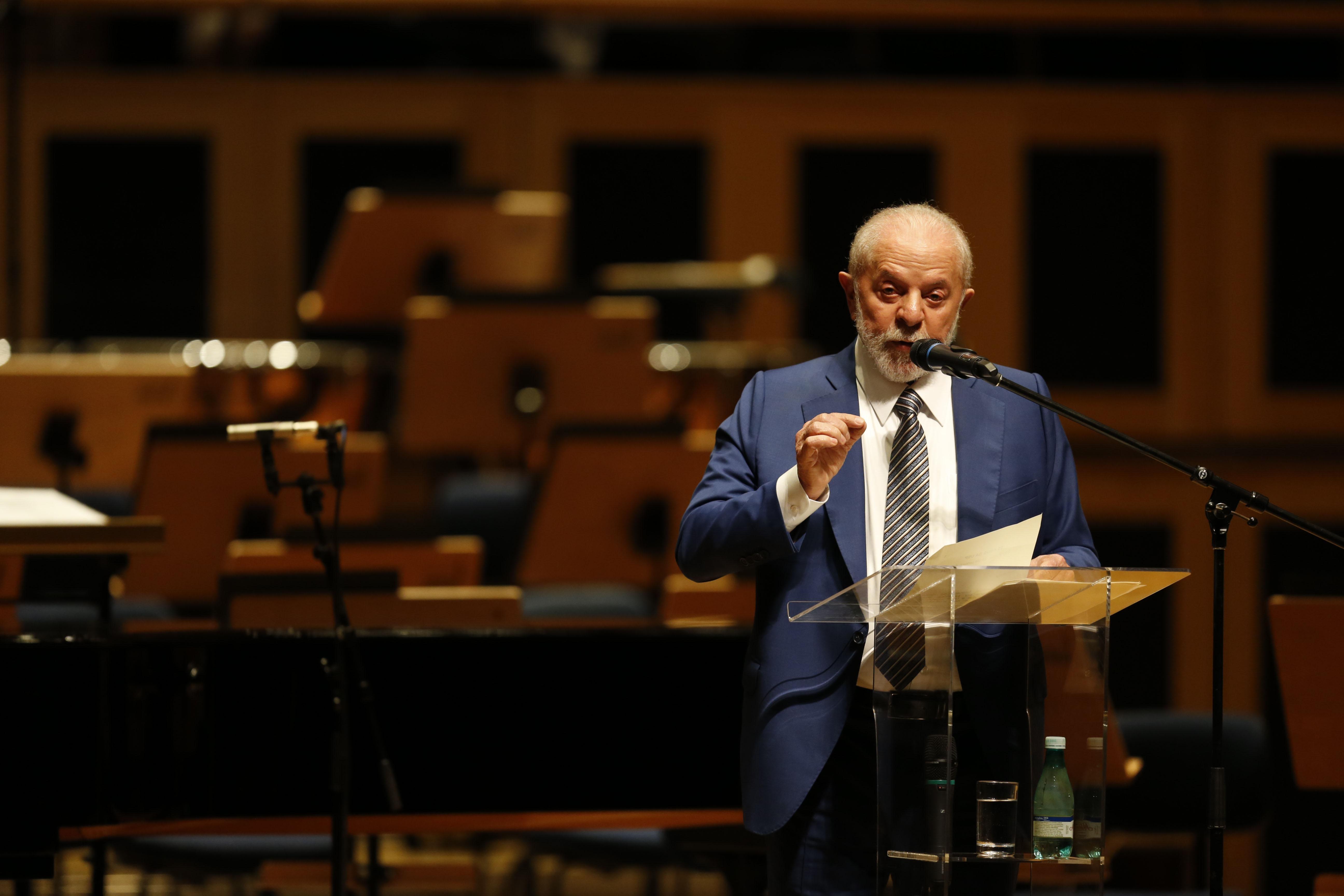 Presidente Lula em solenidade de comemoração aos 90 anos da USP na última quinta-feira (25)