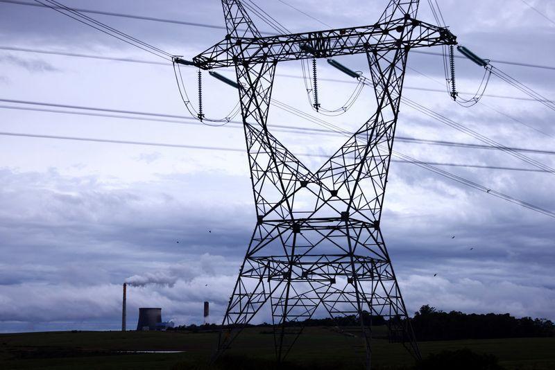Queda no preço da energia elétrica registrou deflação de 2,39% no mês