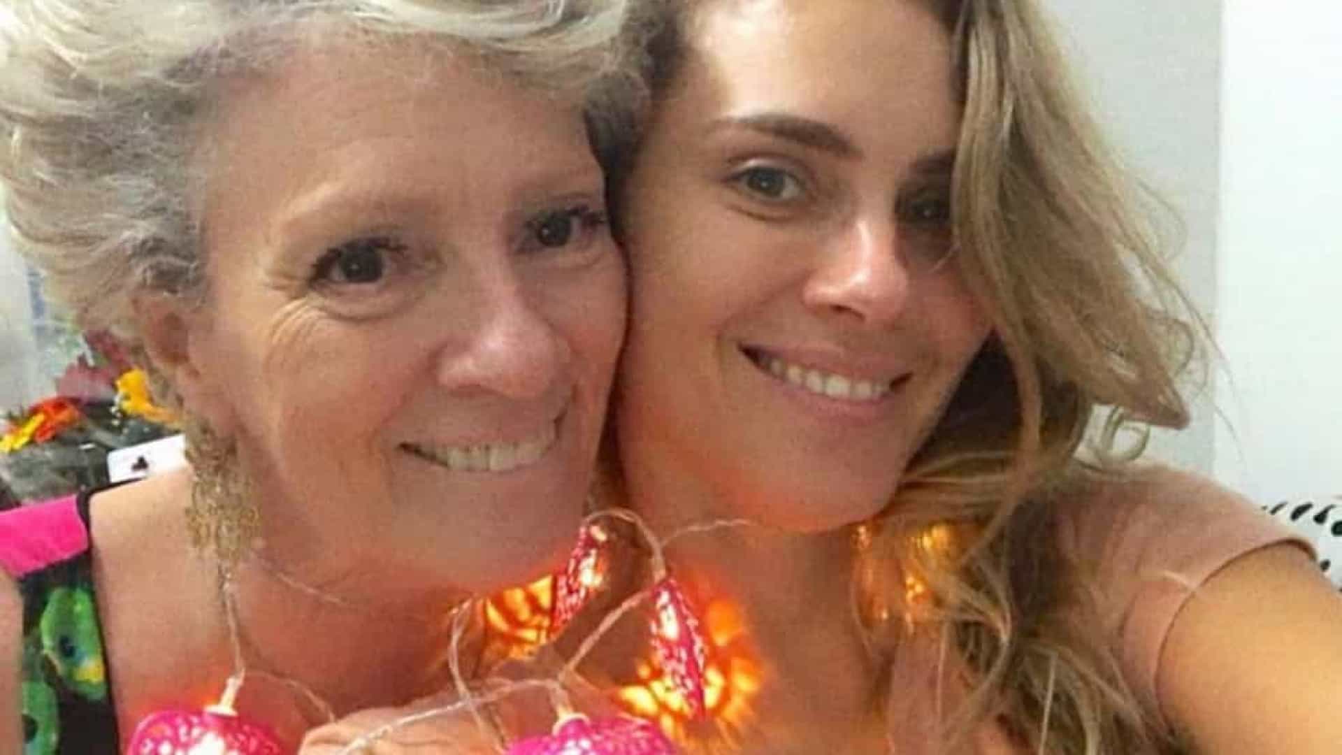 Adeus a mãe