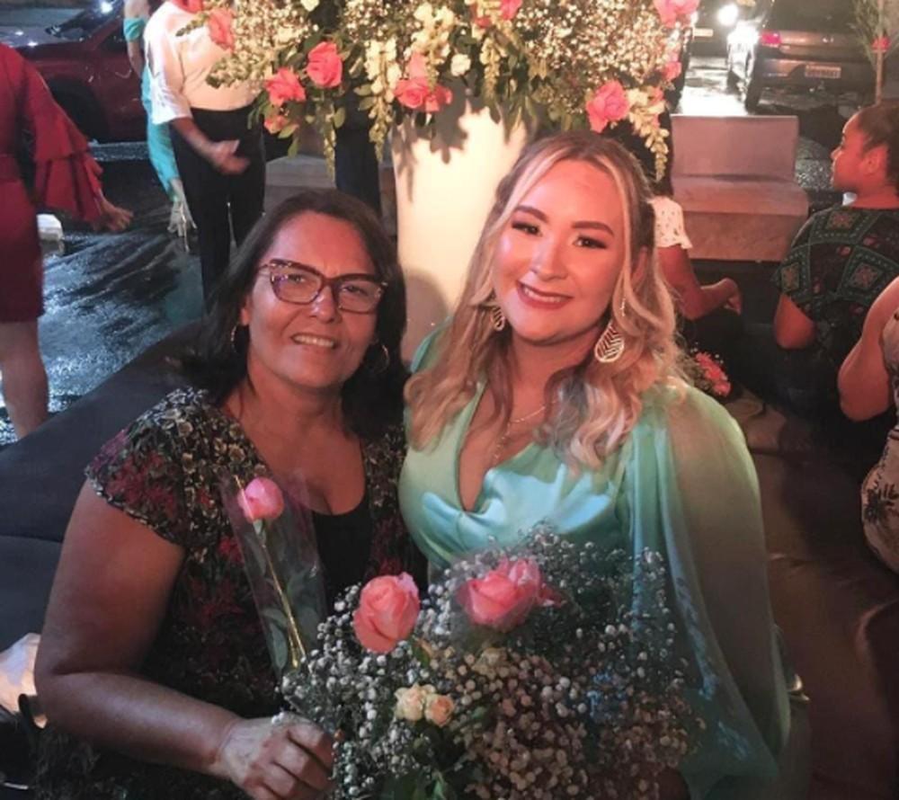 Mãe e filha morrem de covid-19