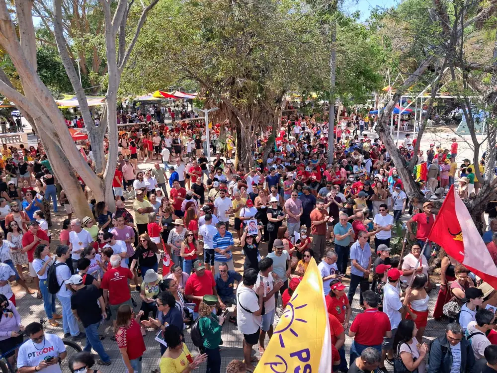 Manifestantes já foram às ruas de Teresina contra PEC da Blindagem
