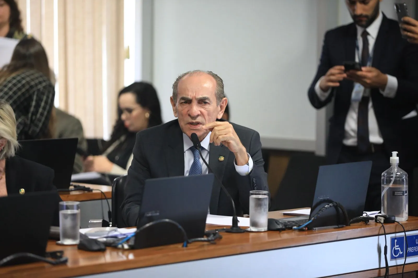 ​Marcelo Castro aprova na CCJ projeto que visa desafogar Justiça Federal no Piauí