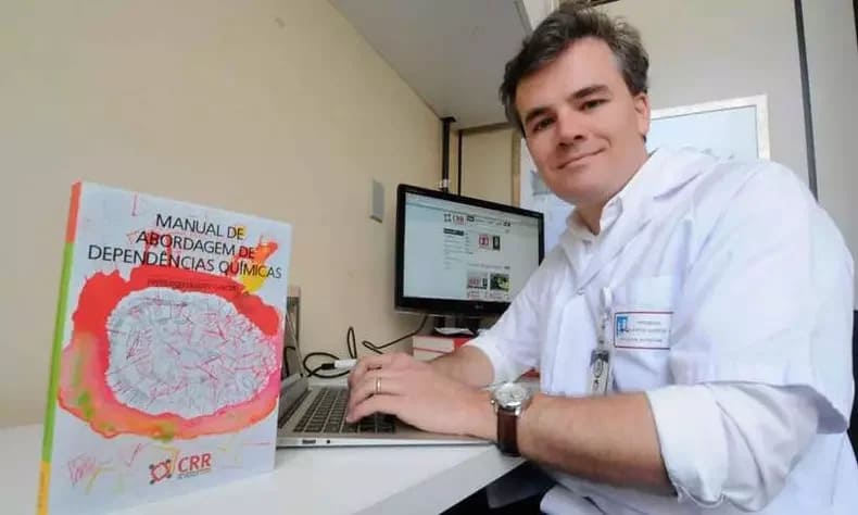 Cientistas brasileiros desenvolvem vacina que bloqueia efeito da cocaína no cérebro