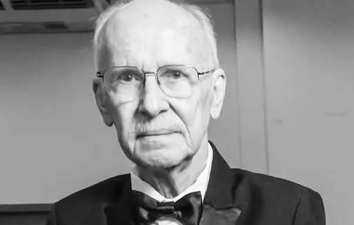 Médico e professor Ronald Araújo