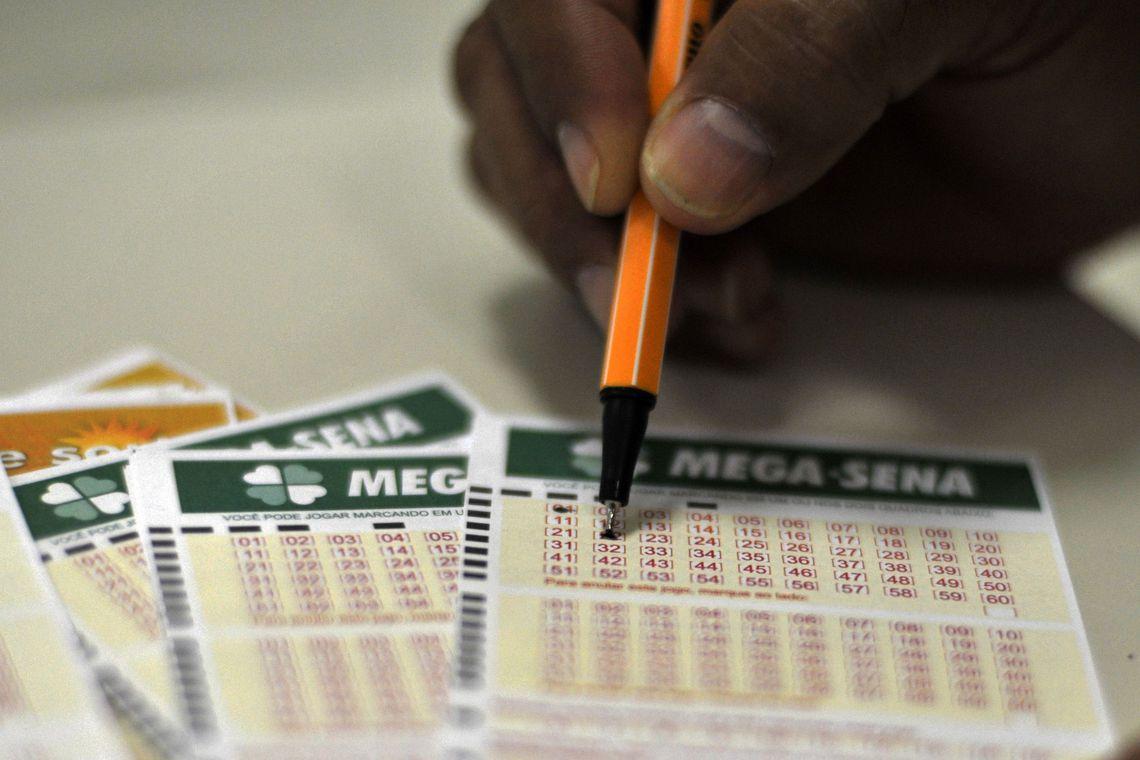 Mega-Sena suspende sorteios para preparar concurso especial de 30 anos