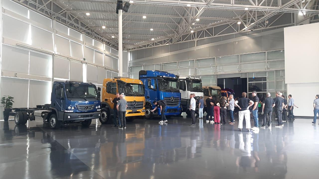 Mercedes-Benz renova linha Atego e revela novos modelos extrapesados