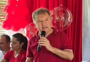 Merlong Solano prestigia posse de diretório do PT no município de União