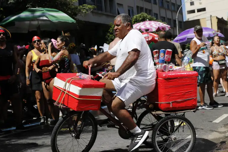 Ambulantes que se formalizaram como MEI crescem 45% em 2 anos