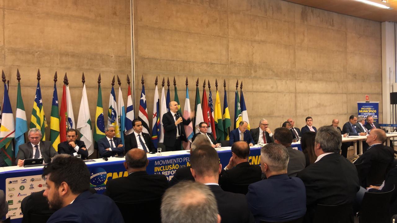 Movimento de prefeitos defende a inclusão de municípios e Estados na reforma da Previdênciae