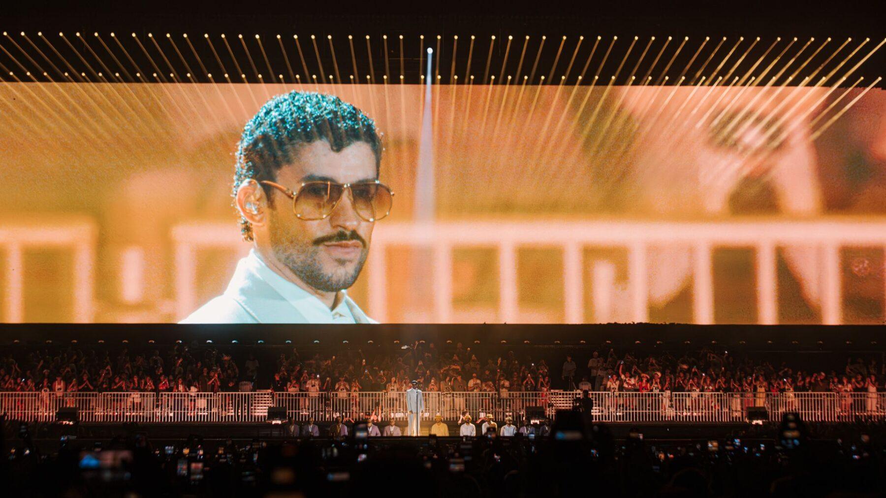 Bad Bunny conquista o público e pontua a conexão entre países latinos durante show no Allianz Parque, em São Paulo