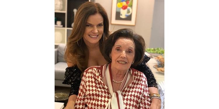Iracema Portella e a mãe Myriam Portella